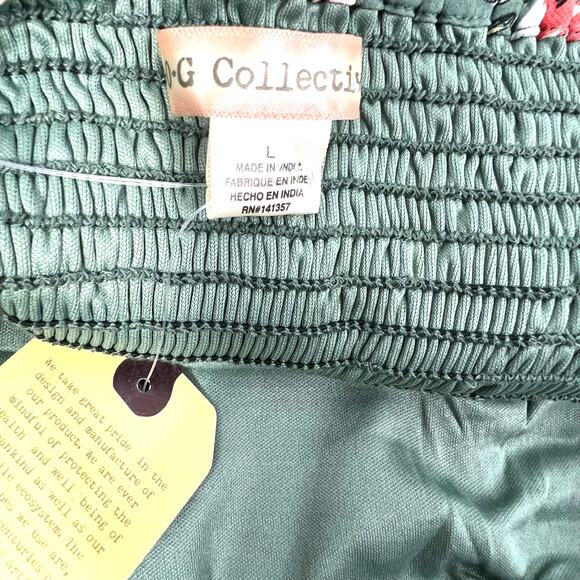 BOG Tank Top Womens Large - NWT-Collective Sage Green Floral Padded Crop Halter - Picture 5 of 7